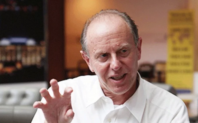 CCC Bulawayo Mayor David Coltart Rules Out Forceful Removal Of Vendors From Bulawayo CBD
