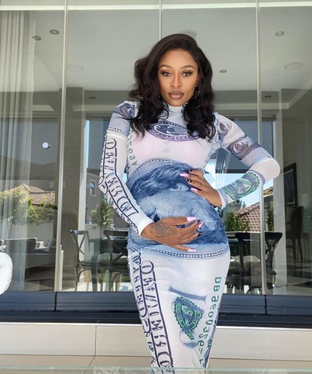 “Second baby, different father, still unmarried”, DJ Zinhle criticized by Mzansi man