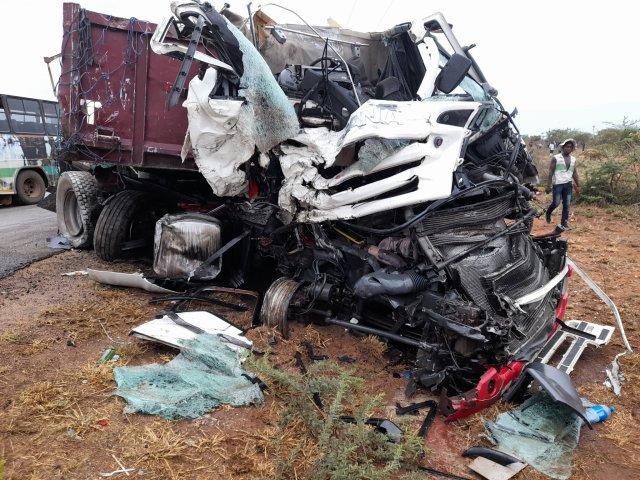 NYARADZO BUS DRIVER DIES AFTER ACCIDENT