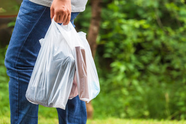 PLASTIC CARRIER BAGS TO BE BANNED IN ZIM