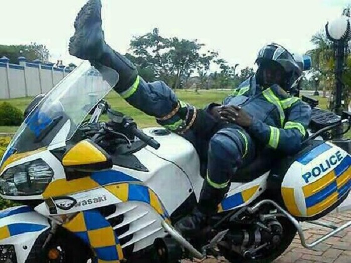 President Mnangagwa’s Guards Assault Motorist