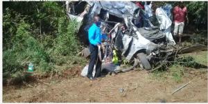 PICTURES: Two Members Of The Zimbabwe Army Die In Accident