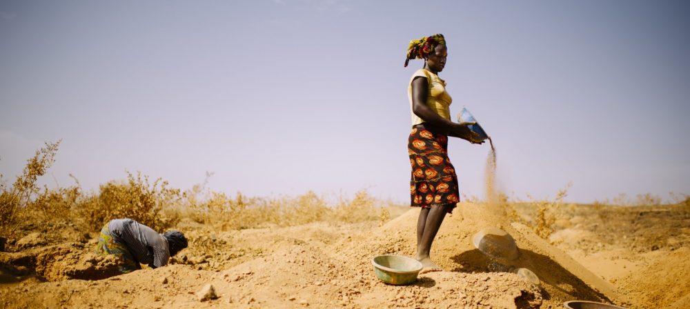 Zim’s Opaque Mining Deals  Sideline Women: Report
