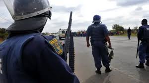 Chaos and Clashes as City of Johannesburg Launches Fierce Bylaw Crackdown,”Vana vevhu,”  Panick and Abandoned their Stalls