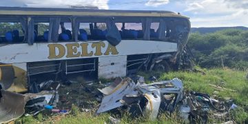 Two Drivers Die After Zimbabwe-Bound Delta Bus Crashes In Limpopo
