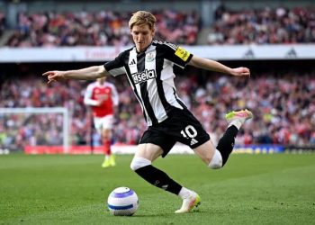 Gordon Agrees Bayern Move as Man Utd & Chelsea Target Summer Reinforcements